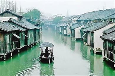 Experts explore China\'s economic future in Davos